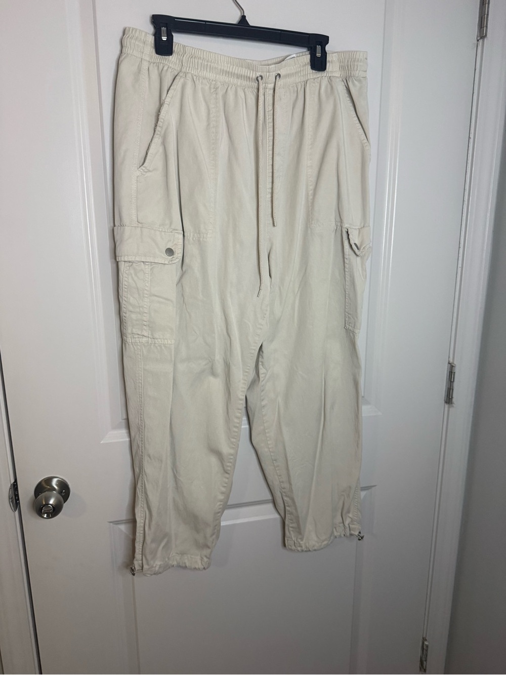 Time and Tru Cream Drawstring Cargo Pants